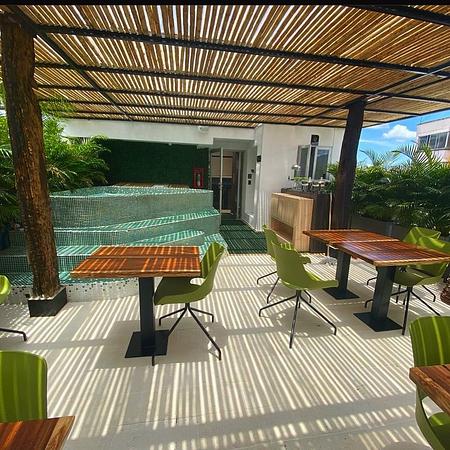 Albura Hotel Sas