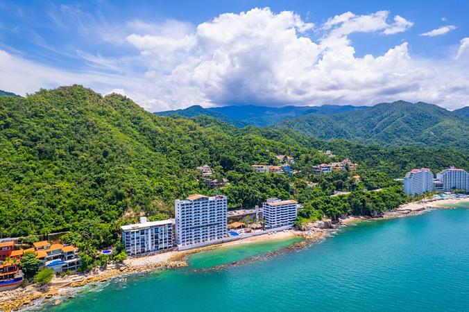 Costa Sur Resort & Spa