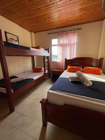 Hotel Girasol