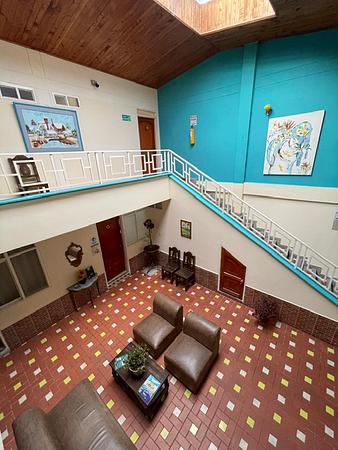 Hotel Girasol
