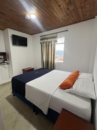 Hotel Girasol
