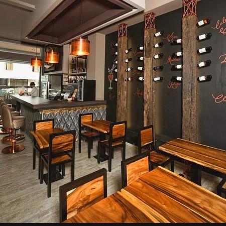 Albura Hotel Sas