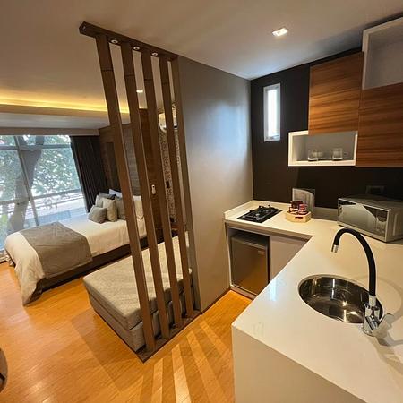 Albura Hotel Sas
