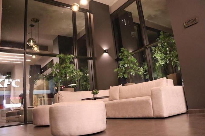 Giluxe Hotel